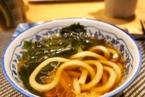 乌冬滑溜溜游戏攻略（乌冬滑溜溜游戏攻略分享，让你轻松突破难关）